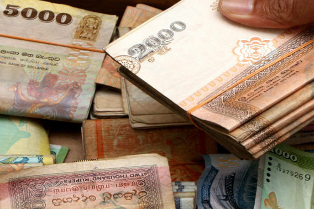 Currency travel guide image