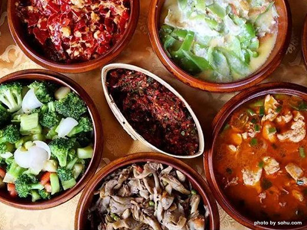 Culture, Cusine and Clothing travel guide image